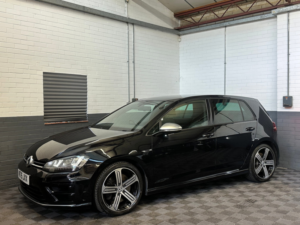 2015 Volkswagen Golf 2.0 Tsi Bluemotion Tech R Hatchback 5dr Petrol DSG 4motion Euro 6 (s/s) (300 Ps) in Black — image 3