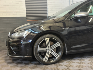 2015 Volkswagen Golf 2.0 Tsi Bluemotion Tech R Hatchback 5dr Petrol DSG 4motion Euro 6 (s/s) (300 Ps) in Black — image 6