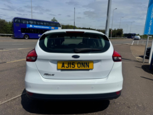 2015 Ford Focus 1.5 Tdci Zetec Euro 6 (s/s) 5dr in White — image 4