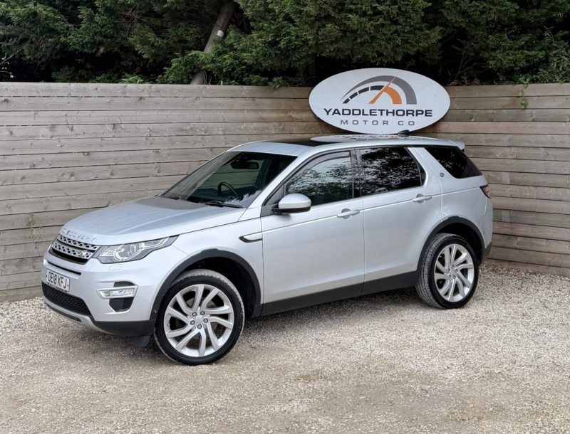 2018 Land Rover Discovery Sport 2.0 Td4 Hse Luxury in Silver — image 1