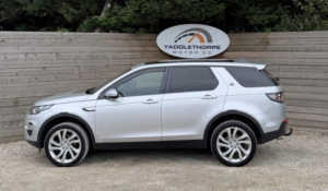 2018 Land Rover Discovery Sport 2.0 Td4 Hse Luxury in Silver — image 2