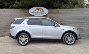 2018 Land Rover Discovery Sport 2.0 Td4 Hse Luxury in Silver — image 3