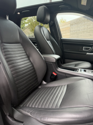 2018 Land Rover Discovery Sport 2.0 Td4 Hse Luxury in Silver — image 5