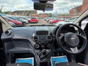 2011 Ford Ka 1.2 Metal Euro 5 (s/s) 3dr in Black — image 2