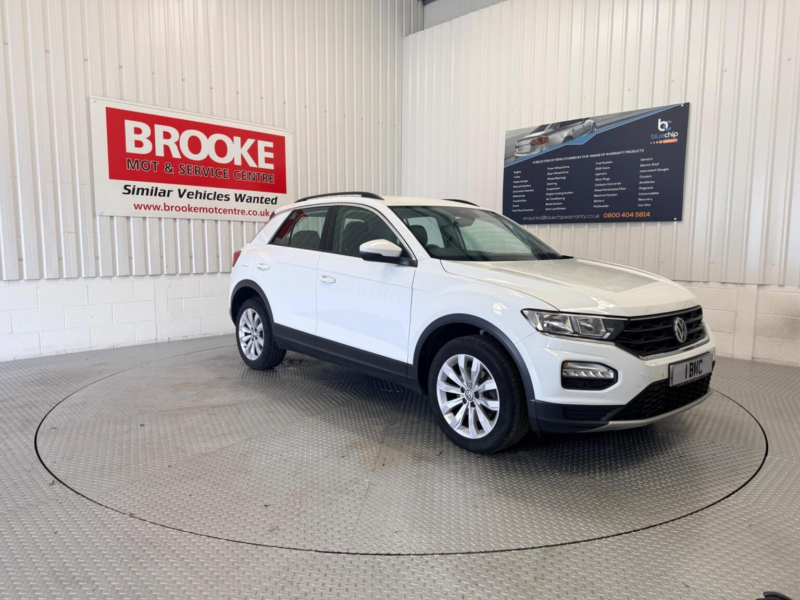 2018 Volkswagen T-Roc 1.5 Tsi Evo Se Euro 6 (s/s) 5dr in White — image 1