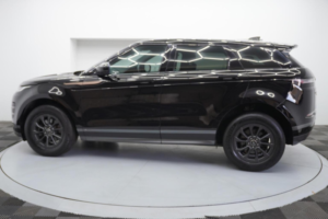 2019 Land Rover Range Rover Evoque 2.0 P200 Mhev R-Dynamic Auto 4WD Euro 6 (s/s) 5dr in Black — image 4