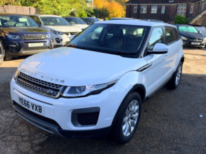 2016 Land Rover Range Rover Evoque Ed4 Se in White — image 4
