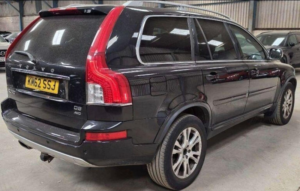2012 Volvo Xc90 2.4 D5 Se Lux Geartronic 4WD Euro 5 5dr in Black — image 5
