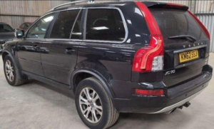 2012 Volvo Xc90 2.4 D5 Se Lux Geartronic 4WD Euro 5 5dr in Black — image 6