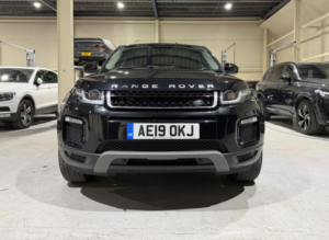 2019 Land Rover Range Rover Evoque 2.0 Td4 Se Tech Auto 4WD Euro 6 (s/s) 5dr in Black — image 2