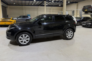 2019 Land Rover Range Rover Evoque 2.0 Td4 Se Tech Auto 4WD Euro 6 (s/s) 5dr in Black — image 4