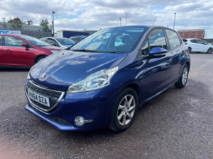 2014 Peugeot 208 1.2 Vti Puretech Active Euro 5 5dr in Blue — image 4