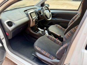 2015 Citroen C1 1.0 Vti Feel Euro 5 3dr (euro 5) in White — image 5