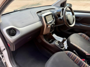 2015 Citroen C1 1.0 Vti Feel Euro 5 3dr (euro 5) in White — image 6