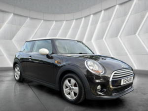 2015 MINI Hatch 1.5 Cooper Euro 6 (s/s) 3dr in Brown — image 3