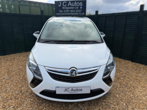 2014 Vauxhall Zafira Tourer 1.8 16v Tech Line Euro 5 5dr in White — image 3