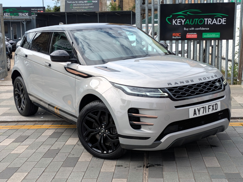 2022 Land Rover Range Rover Evoque 1.5 P300e 12.2kwh R-Dynamic Se in Silver — image 1