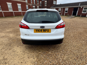 2014 Ford Focus 1.6 Titanium Navigator Estate 5dr Petrol Powershift Euro 5 (125 Ps) in White — image 4