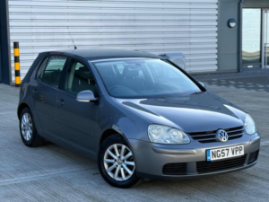 2007 Volkswagen Golf 1.6 Fsi Match 5dr in Grey — image 2