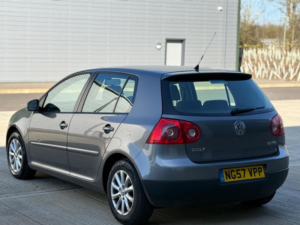 2007 Volkswagen Golf 1.6 Fsi Match 5dr in Grey — image 6