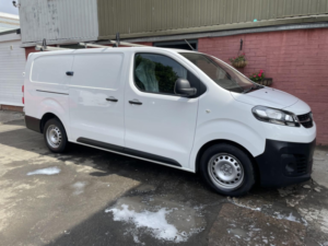 2022 Vauxhall Vivaro 1.5 Turbo D 2900 Dynamic in White — image 3