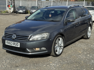 2013 Volkswagen Passat 2.0 Tdi Bluemotion Tech Sport in Grey — image 4