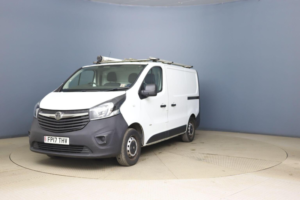 2017 Vauxhall Vivaro 1.6 Cdti 2900 Ecoflex L1 H1 Euro 6 (s/s) 5dr in White — image 3