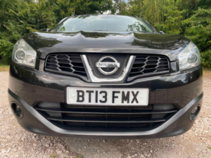 2013 Nissan Qashqai 1.5 Dci 360 2WD Euro 5 5dr in Black — image 5