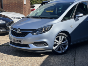 2018 Vauxhall Zafira Tourer 1.4 I Turbo Sri Nav in Silver — image 6