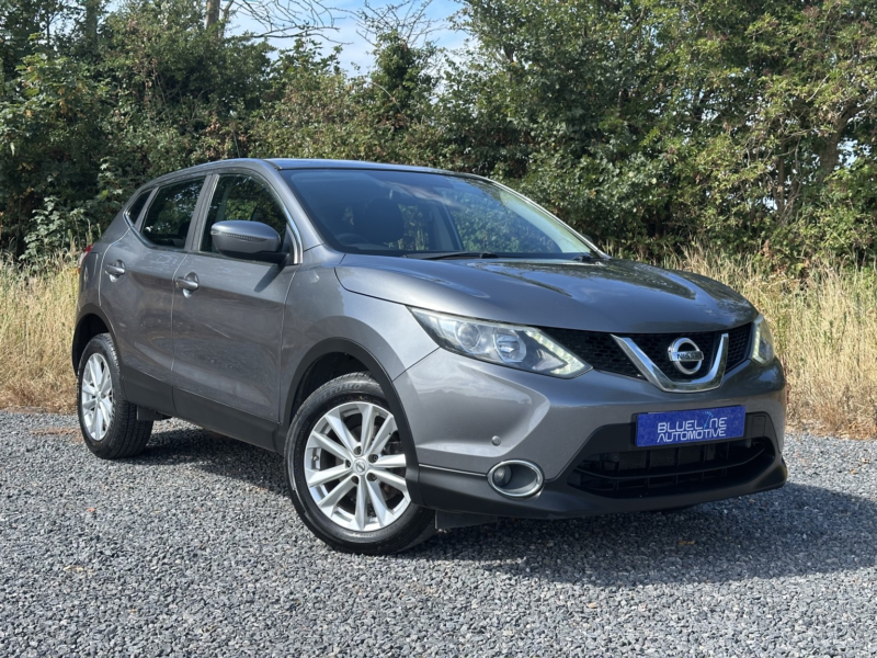2015 Nissan Qashqai 1.2 Dig-T Acenta in Grey — image 1