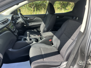 2015 Nissan Qashqai 1.2 Dig-T Acenta in Grey — image 3