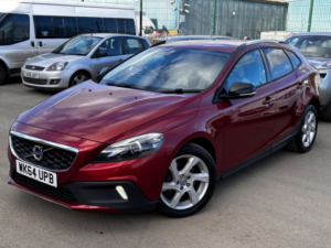 2014 Volvo V40 Cross Country 1.6 D2 Lux in Red — image 3