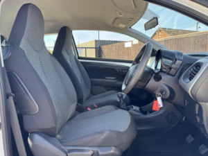 2017 Citroen C1 1.0 Vti Furio Euro 6 3dr in White — image 3