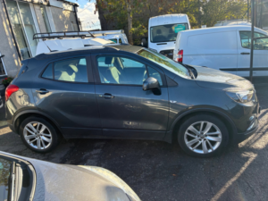 2017 Vauxhall Mokka X 1.6i Active SUV 5dr Petrol Manual Euro 6 (s/s) (115 Ps) in Grey — image 2