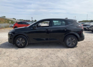 2022 Nissan Qashqai 1.3 Dig-T Mhev Acenta Premium Xtron Euro 6 (s/s) 5dr in Black — image 3