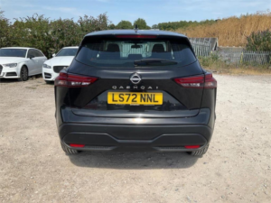 2022 Nissan Qashqai 1.3 Dig-T Mhev Acenta Premium Xtron Euro 6 (s/s) 5dr in Black — image 5
