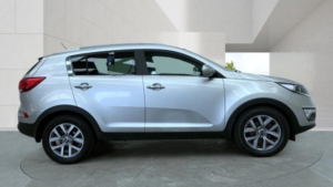 2015 Kia Sportage 1.7 Crdi Ecodynamics 2 in Silver — image 3