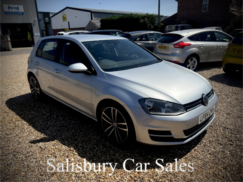 2014 Volkswagen Golf 1.6 Tdi Bluemotion Tech Se in Silver — image 1