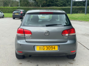2012 Volkswagen Golf 1.6 Tdi Match DSG Euro 5 5dr in Grey — image 6