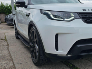 2017 Land Rover Discovery 3.0 Td V6 Hse Luxury Auto 4WD Euro 6 (s/s) 5dr in White — image 6