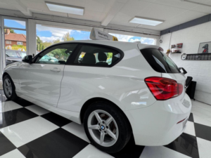 2017 BMW 1 Series 1.5 118i Se Euro 6 (s/s) 3dr in White — image 4