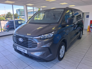 2024 Ford Transit Custom 2.0 Transit Custom Trend Van 280 L1 2.0l Ecoblue 136ps Fwd 6 Speed Manual in Grey — image 2