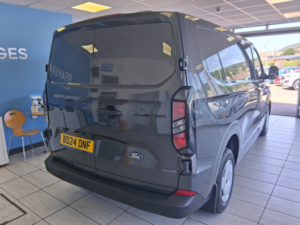 2024 Ford Transit Custom 2.0 Transit Custom Trend Van 280 L1 2.0l Ecoblue 136ps Fwd 6 Speed Manual in Grey — image 3