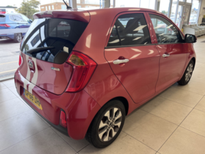 2016 Kia Picanto 1.0 2 in Red — image 6