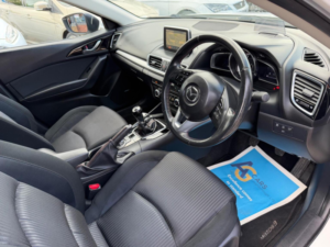 2015 Mazda Mazda3 2.0 Skyactiv-G Sport Nav Fastback Euro 6 (s/s) 4dr in White — image 3