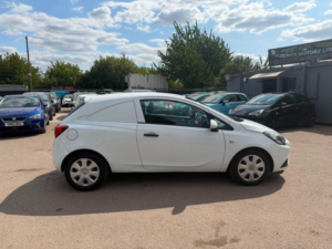 2015 Vauxhall Corsa Van 1.3 Cdti Ecoflex 16v Fwd L1 H1 3dr in White — image 2