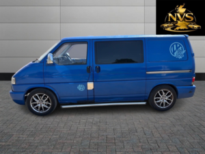 2001 Volkswagen Transporter Campervan in Blue — image 4