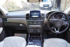 2018 Mercedes-Benz Gls 3.0 Gls350d V6 Grand Edition in Grey — image 2