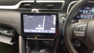2023 MG MG Zs 72.6kwh Trophy Long Range Auto 5dr in White — image 3
