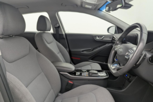 2022 Hyundai Ioniq 38.3kwh Premium Hatchback 5dr Electric Auto (136 Ps) in Grey — image 3